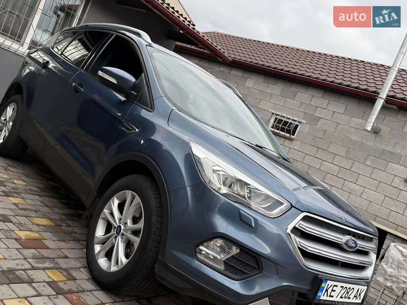 Внедорожник / Кроссовер Ford Kuga 2019 в Кривом Роге