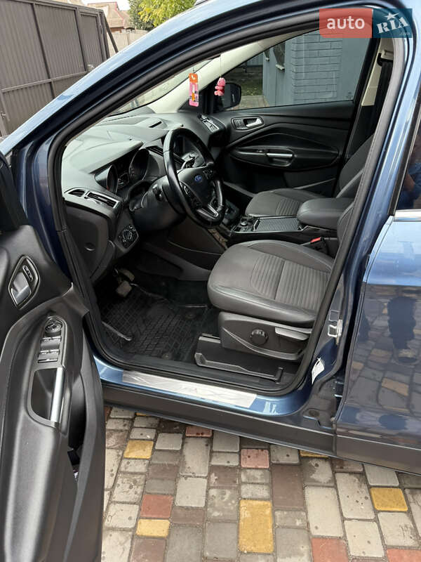 Внедорожник / Кроссовер Ford Kuga 2019 в Кривом Роге