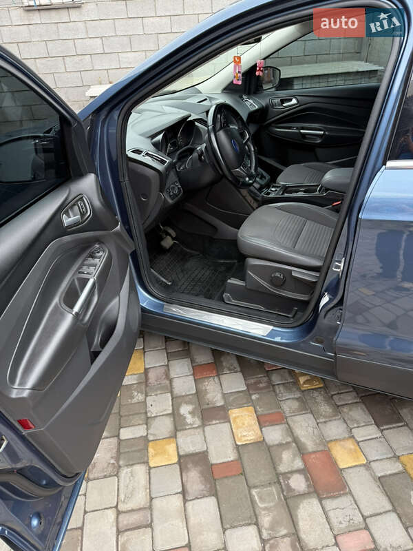 Внедорожник / Кроссовер Ford Kuga 2019 в Кривом Роге