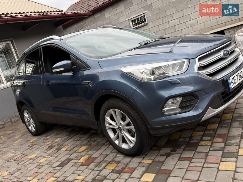 Внедорожник / Кроссовер Ford Kuga 2019 в Кривом Роге