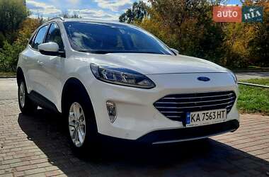 Внедорожник / Кроссовер Ford Kuga 2021 в Харькове
