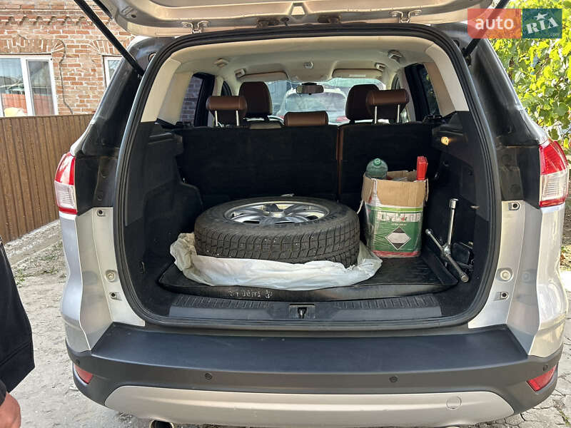 Внедорожник / Кроссовер Ford Kuga 2015 в Измаиле фото 13 Внедорожник / Кроссовер Ford Kuga 2015 в Измаиле