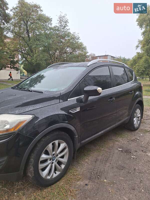 Внедорожник / Кроссовер Ford Kuga 2011 в Черкассах