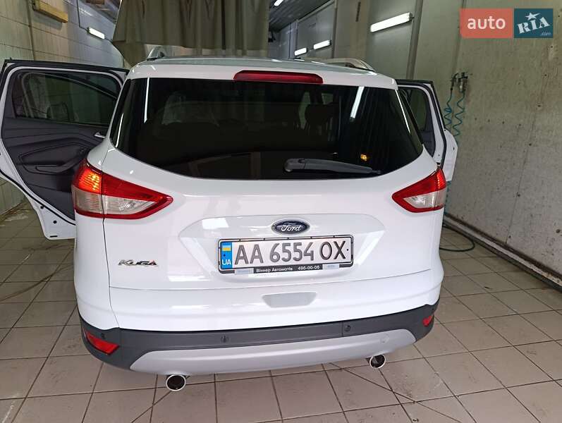 Внедорожник / Кроссовер Ford Kuga 2015 в Киеве
