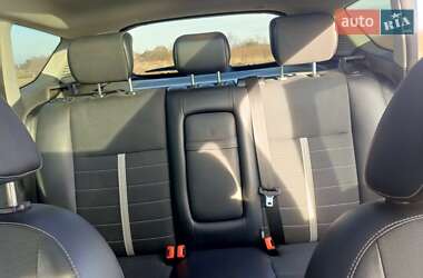 Внедорожник / Кроссовер Ford Kuga 2011 в 