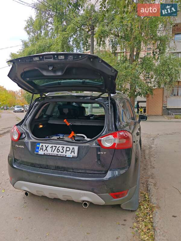 Внедорожник / Кроссовер Ford Kuga 2010 в Харькове