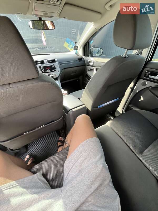 Внедорожник / Кроссовер Ford Kuga 2011 в Южноукраинске фото 12 Внедорожник / Кроссовер Ford Kuga 2011 в Южноукраинске