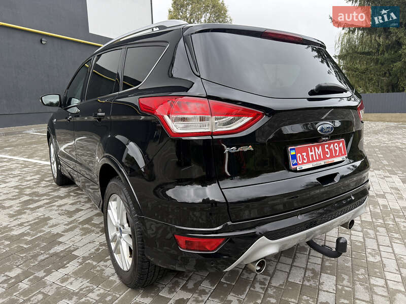 Внедорожник / Кроссовер Ford Kuga 2016 в Кременце
