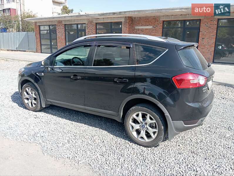 Внедорожник / Кроссовер Ford Kuga 2011 в Хмельницком