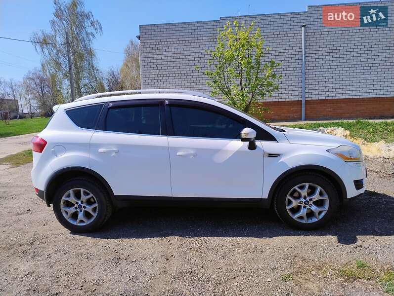 Внедорожник / Кроссовер Ford Kuga 2011 в Харькове