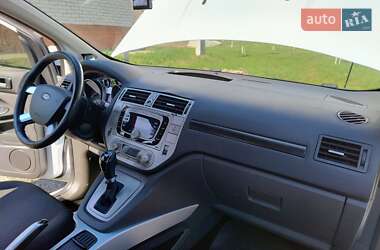 Внедорожник / Кроссовер Ford Kuga 2011 в 