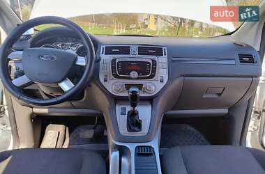 Внедорожник / Кроссовер Ford Kuga 2011 в 