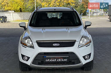 Внедорожник / Кроссовер Ford Kuga 2010 в 