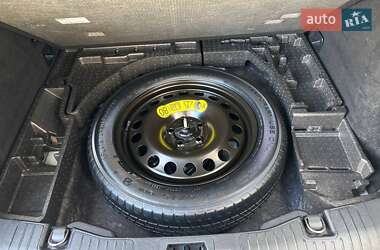 Позашляховик / Кросовер Ford Kuga 2023 в  фото 16 Позашляховик / Кросовер Ford Kuga 2023 в