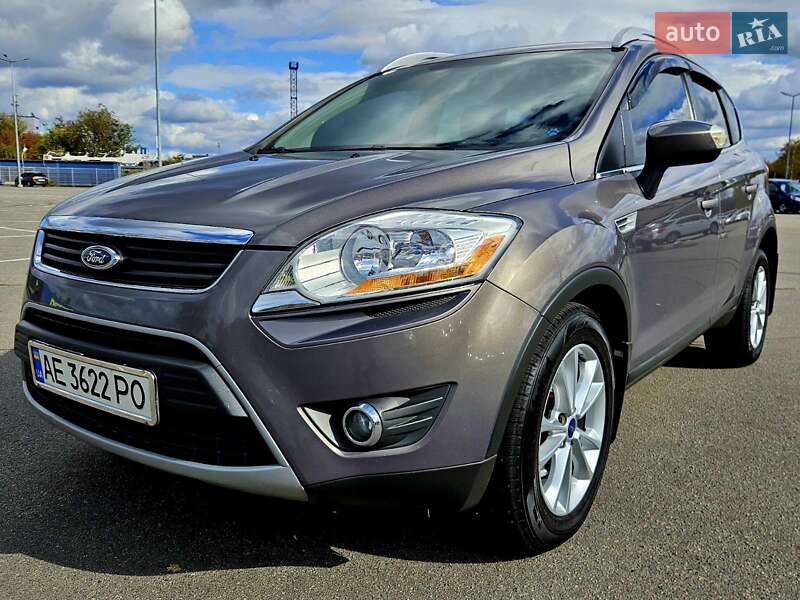 Внедорожник / Кроссовер Ford Kuga 2012 в Днепре