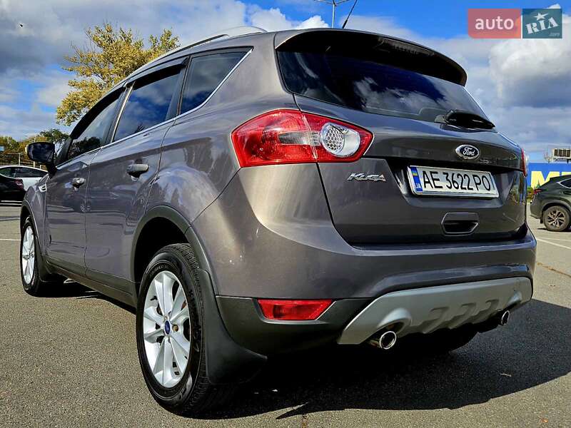 Внедорожник / Кроссовер Ford Kuga 2012 в Днепре