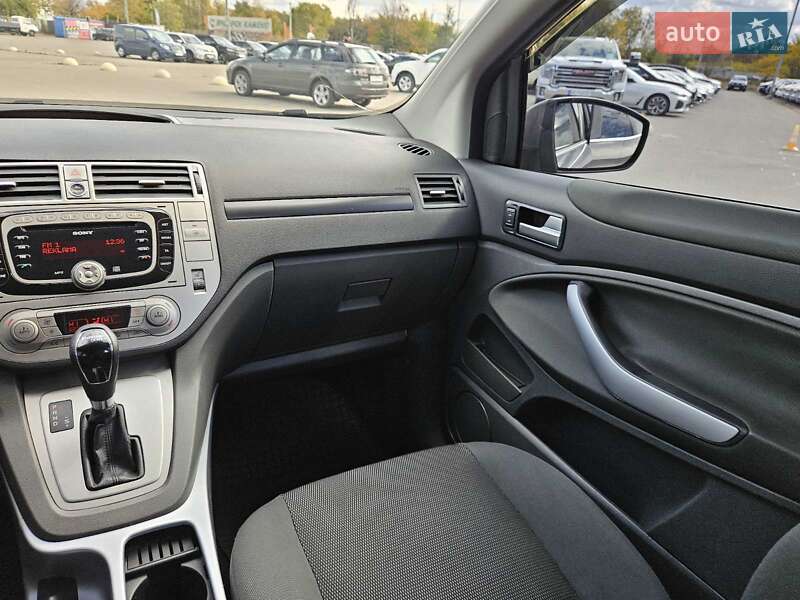Внедорожник / Кроссовер Ford Kuga 2012 в Днепре