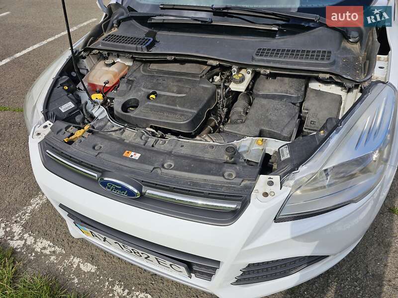 Позашляховик / Кросовер Ford Kuga 2013 в Львові