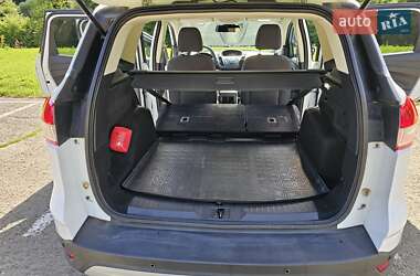 Внедорожник / Кроссовер Ford Kuga 2013 в 
