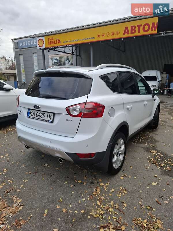 Позашляховик / Кросовер Ford Kuga 2010 в Києві