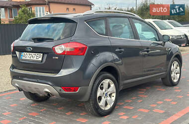 Позашляховик / Кросовер Ford Kuga 2009 в  фото 6 Позашляховик / Кросовер Ford Kuga 2009 в