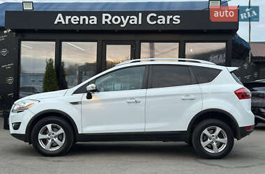 Позашляховик / Кросовер Ford Kuga 2010 в 