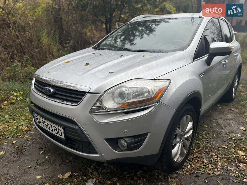 Позашляховик / Кросовер Ford Kuga 2012 в Києві