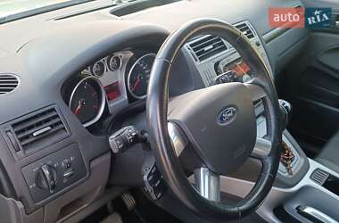 Позашляховик / Кросовер Ford Kuga 2012 в  фото 5 Позашляховик / Кросовер Ford Kuga 2012 в