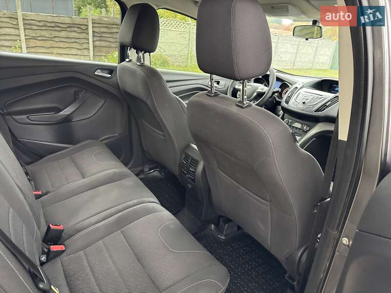 Внедорожник / Кроссовер Ford Kuga 2013 в Киеве