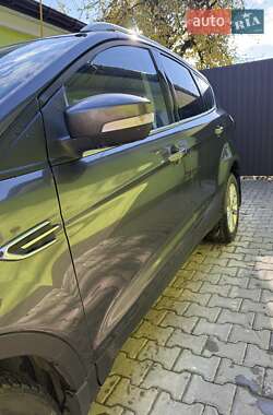 Позашляховик / Кросовер Ford Kuga 2018 в  фото 18 Позашляховик / Кросовер Ford Kuga 2018 в
