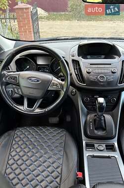 Позашляховик / Кросовер Ford Kuga 2018 в  фото 34 Позашляховик / Кросовер Ford Kuga 2018 в