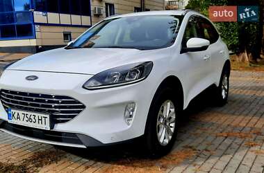 Внедорожник / Кроссовер Ford Kuga 2021 в Харькове