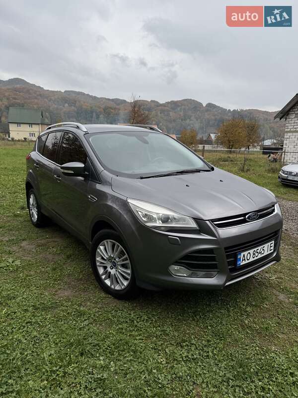 Внедорожник / Кроссовер Ford Kuga 2013 в Тячеве фото 13 Внедорожник / Кроссовер Ford Kuga 2013 в Тячеве