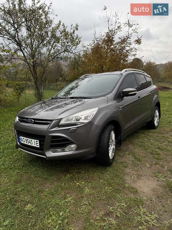 Внедорожник / Кроссовер Ford Kuga 2013 в Тячеве фото 15 Внедорожник / Кроссовер Ford Kuga 2013 в Тячеве