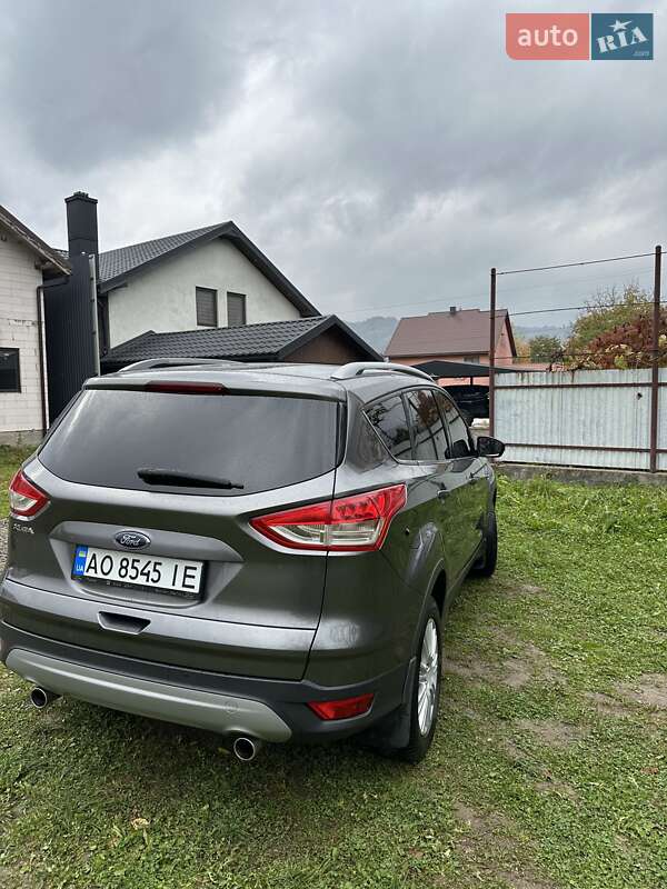 Внедорожник / Кроссовер Ford Kuga 2013 в Тячеве фото 29 Внедорожник / Кроссовер Ford Kuga 2013 в Тячеве