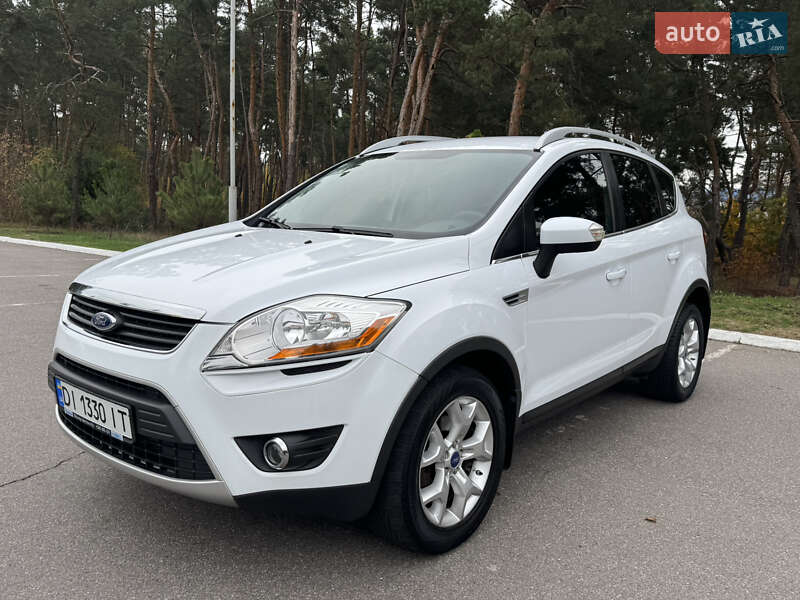 Позашляховик / Кросовер Ford Kuga 2011 в Києві
