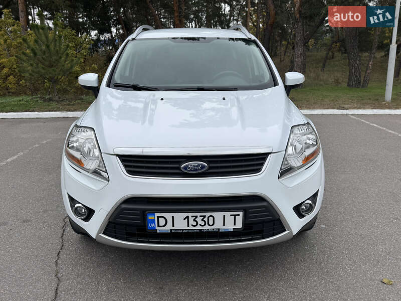Позашляховик / Кросовер Ford Kuga 2011 в Києві