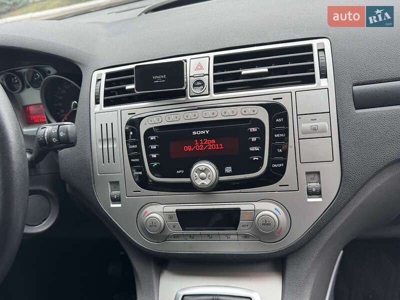 Позашляховик / Кросовер Ford Kuga 2011 в Києві