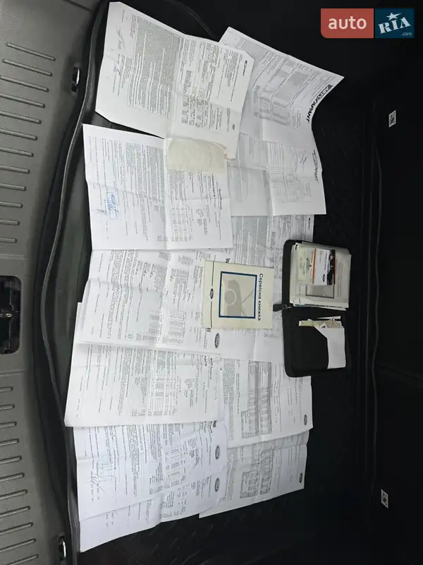 Позашляховик / Кросовер Ford Kuga 2011 в Києві документ