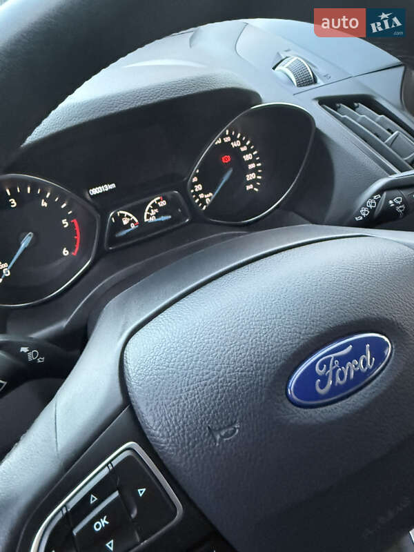 Внедорожник / Кроссовер Ford Kuga 2019 в Хмельницком фото 31 Внедорожник / Кроссовер Ford Kuga 2019 в Хмельницком