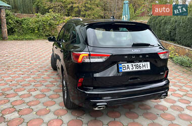 Позашляховик / Кросовер Ford Kuga 2021 в  фото 13 Позашляховик / Кросовер Ford Kuga 2021 в