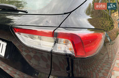 Позашляховик / Кросовер Ford Kuga 2021 в  фото 47 Позашляховик / Кросовер Ford Kuga 2021 в