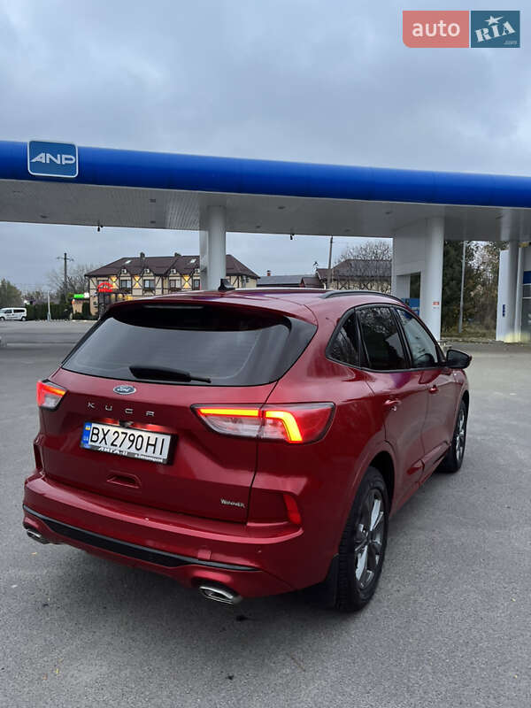 Внедорожник / Кроссовер Ford Kuga 2021 в Хмельницком