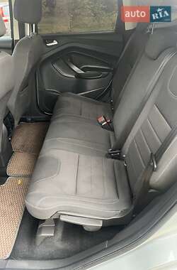 Позашляховик / Кросовер Ford Kuga 2014 в  фото 27 Позашляховик / Кросовер Ford Kuga 2014 в