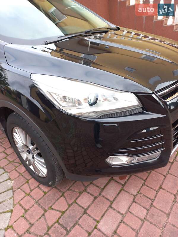 Позашляховик / Кросовер Ford Kuga 2013 в Луцьку