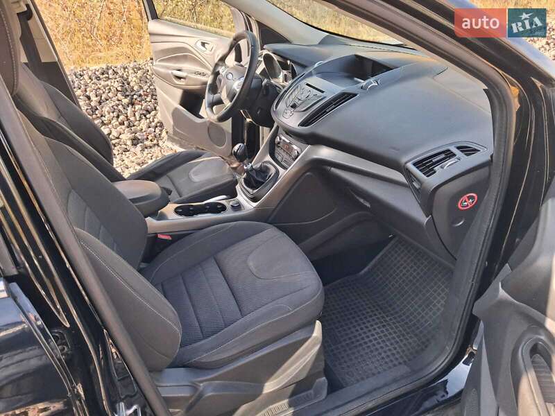 Внедорожник / Кроссовер Ford Kuga 2013 в Каменском фото 6 Внедорожник / Кроссовер Ford Kuga 2013 в Каменском