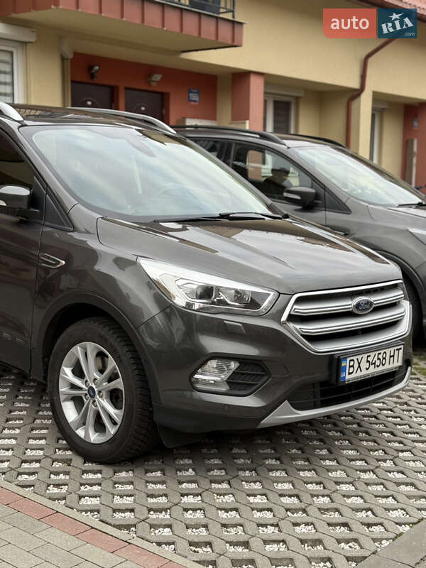 Внедорожник / Кроссовер Ford Kuga 2019 в Хмельницком фото 5 Внедорожник / Кроссовер Ford Kuga 2019 в Хмельницком