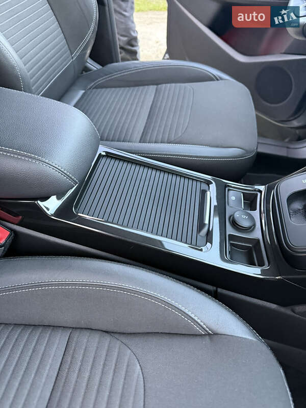 Внедорожник / Кроссовер Ford Kuga 2019 в Хмельницком фото 42 Внедорожник / Кроссовер Ford Kuga 2019 в Хмельницком