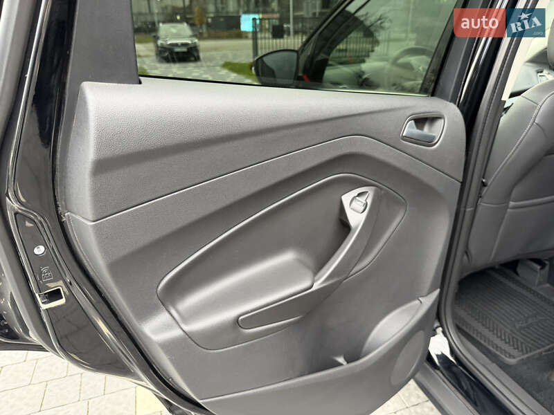 Внедорожник / Кроссовер Ford Kuga 2019 в Ужгороде фото 36 Внедорожник / Кроссовер Ford Kuga 2019 в Ужгороде