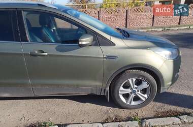 Внедорожник / Кроссовер Ford Kuga 2013 в 